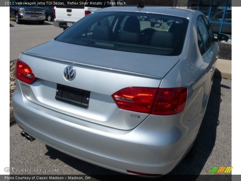 Reflex Silver Metallic / Titan Black 2011 Volkswagen Jetta TDI Sedan