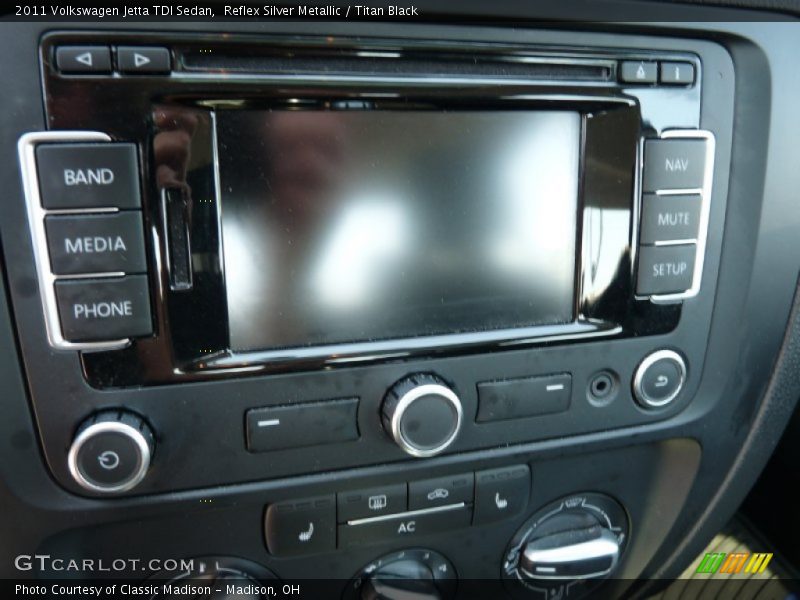 Reflex Silver Metallic / Titan Black 2011 Volkswagen Jetta TDI Sedan