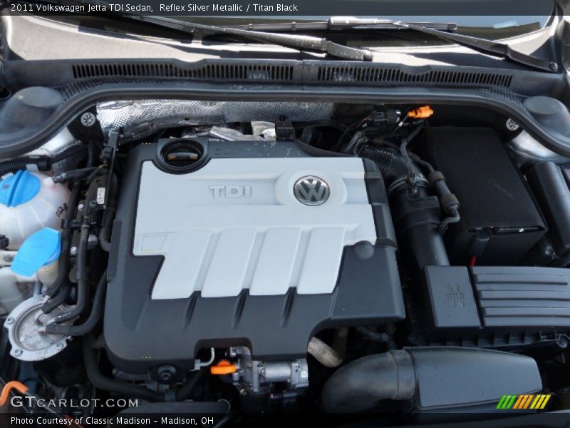 Reflex Silver Metallic / Titan Black 2011 Volkswagen Jetta TDI Sedan