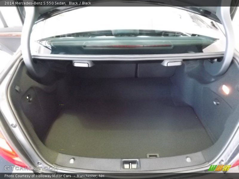  2014 S 550 Sedan Trunk