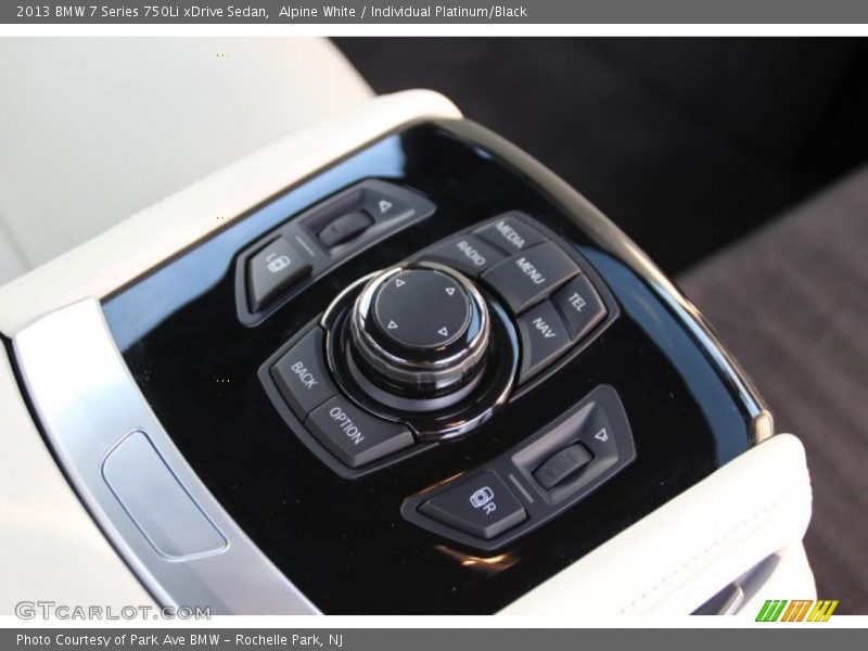 Controls of 2013 7 Series 750Li xDrive Sedan