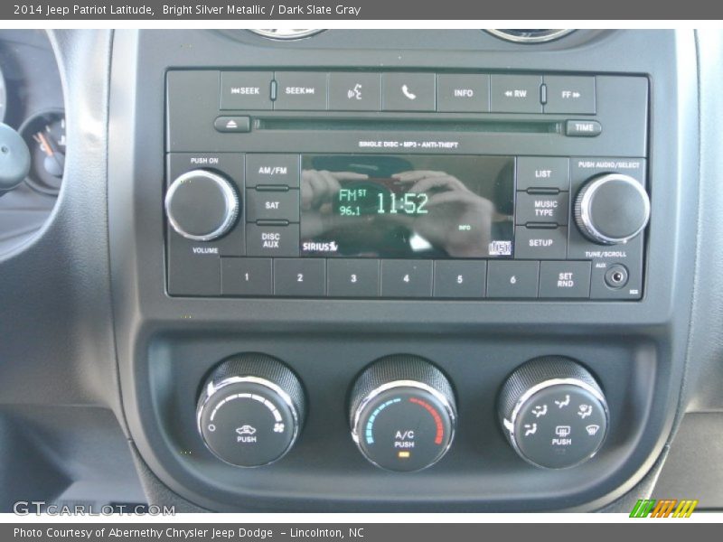 Bright Silver Metallic / Dark Slate Gray 2014 Jeep Patriot Latitude