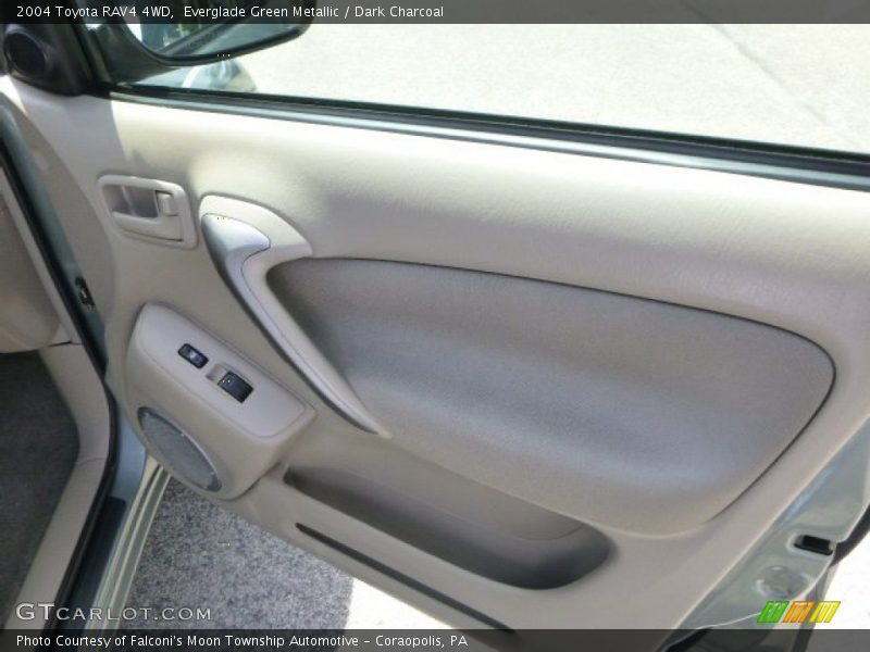 Everglade Green Metallic / Dark Charcoal 2004 Toyota RAV4 4WD