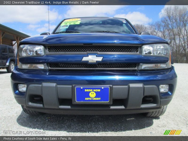 Indigo Blue Metallic / Dark Pewter 2002 Chevrolet TrailBlazer LS 4x4