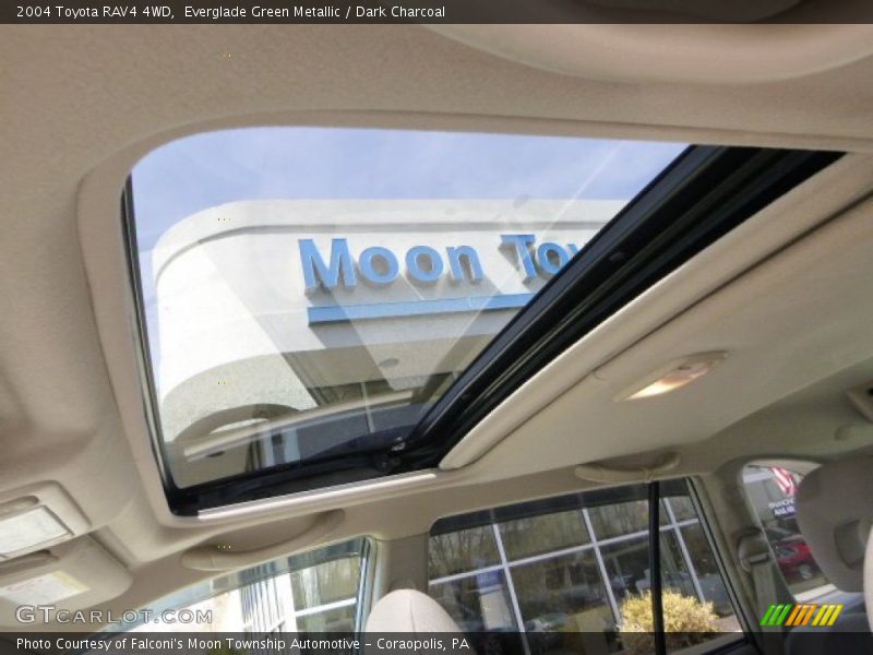 Everglade Green Metallic / Dark Charcoal 2004 Toyota RAV4 4WD