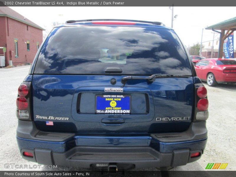 Indigo Blue Metallic / Dark Pewter 2002 Chevrolet TrailBlazer LS 4x4