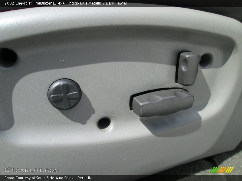 Indigo Blue Metallic / Dark Pewter 2002 Chevrolet TrailBlazer LS 4x4
