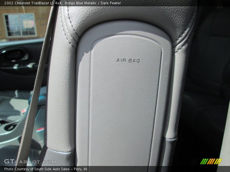 Indigo Blue Metallic / Dark Pewter 2002 Chevrolet TrailBlazer LS 4x4