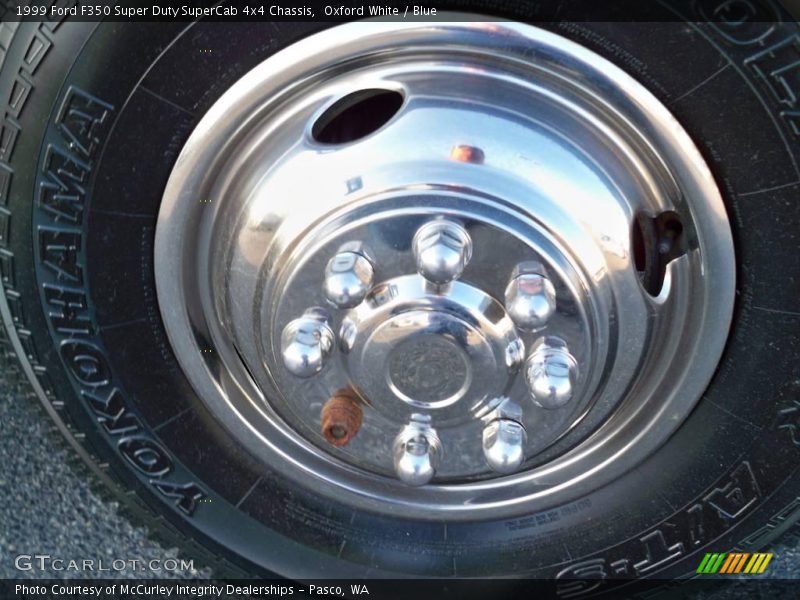 Oxford White / Blue 1999 Ford F350 Super Duty SuperCab 4x4 Chassis