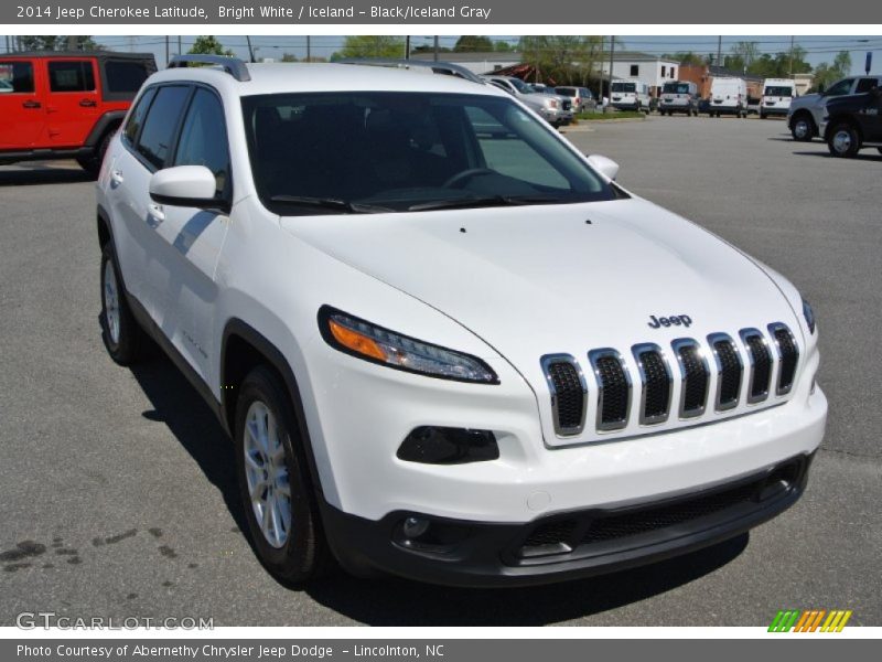 Bright White / Iceland - Black/Iceland Gray 2014 Jeep Cherokee Latitude