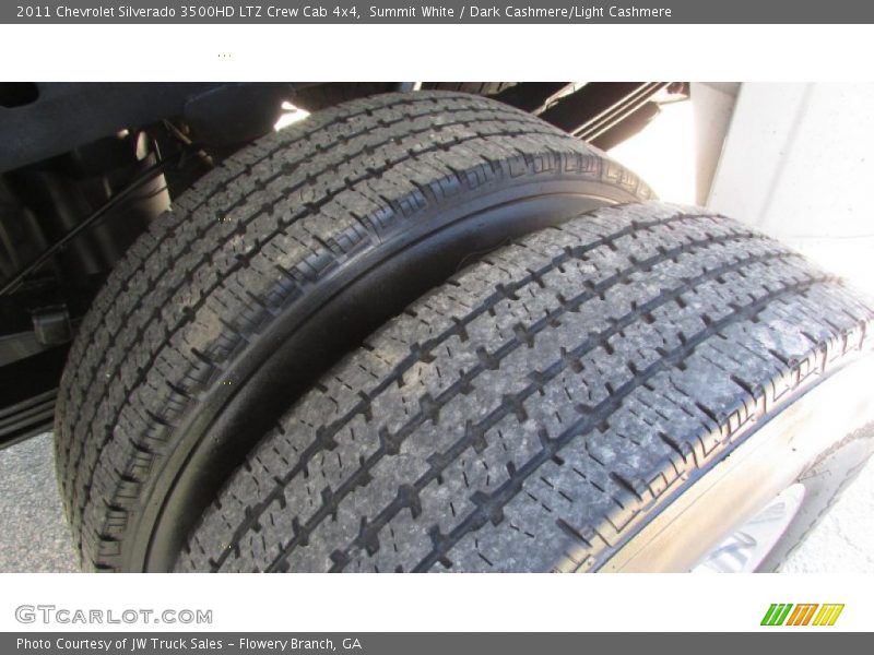 Summit White / Dark Cashmere/Light Cashmere 2011 Chevrolet Silverado 3500HD LTZ Crew Cab 4x4