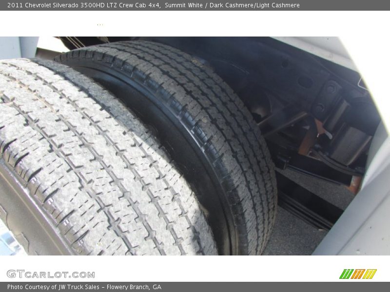 Summit White / Dark Cashmere/Light Cashmere 2011 Chevrolet Silverado 3500HD LTZ Crew Cab 4x4