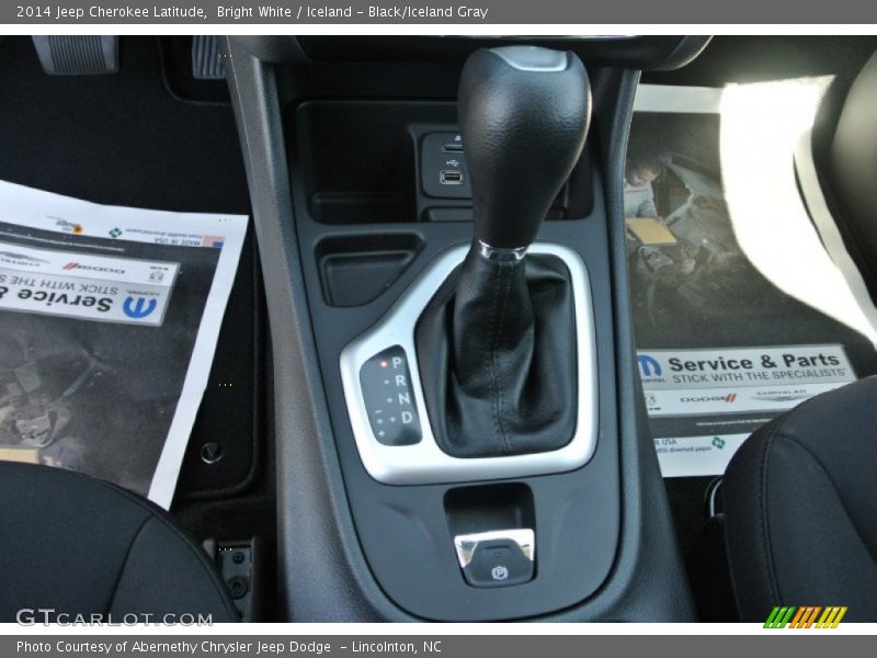 Bright White / Iceland - Black/Iceland Gray 2014 Jeep Cherokee Latitude