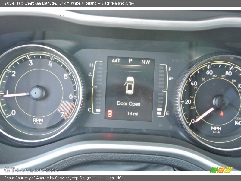 Bright White / Iceland - Black/Iceland Gray 2014 Jeep Cherokee Latitude