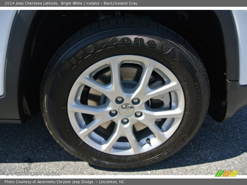 Bright White / Iceland - Black/Iceland Gray 2014 Jeep Cherokee Latitude