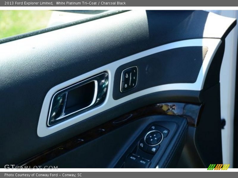 White Platinum Tri-Coat / Charcoal Black 2013 Ford Explorer Limited