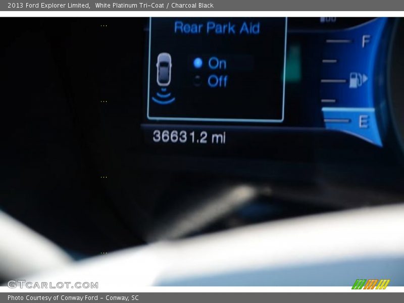 White Platinum Tri-Coat / Charcoal Black 2013 Ford Explorer Limited