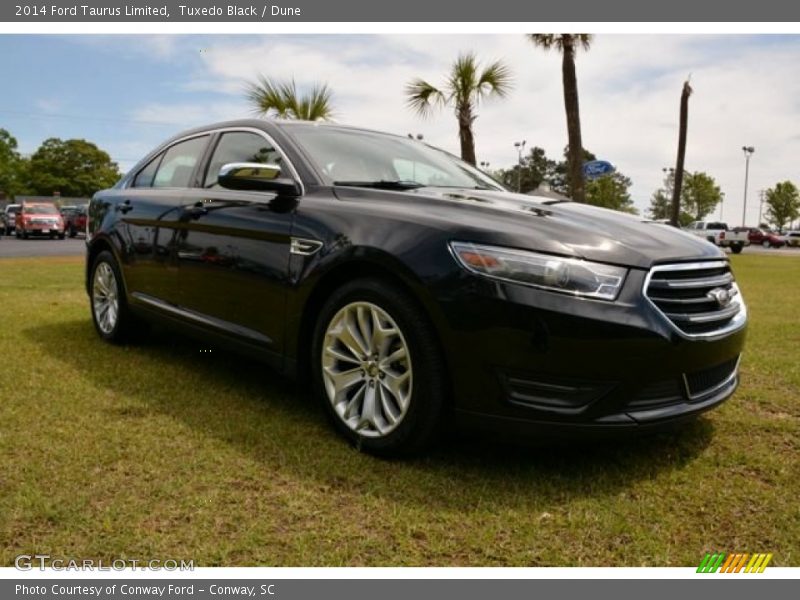 Tuxedo Black / Dune 2014 Ford Taurus Limited