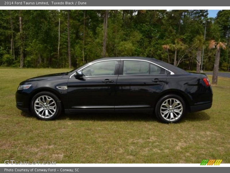 Tuxedo Black / Dune 2014 Ford Taurus Limited