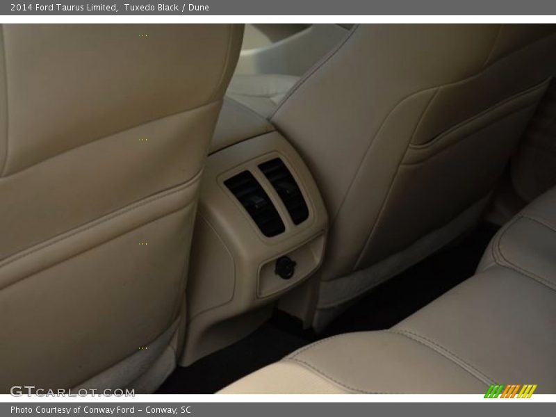 Tuxedo Black / Dune 2014 Ford Taurus Limited