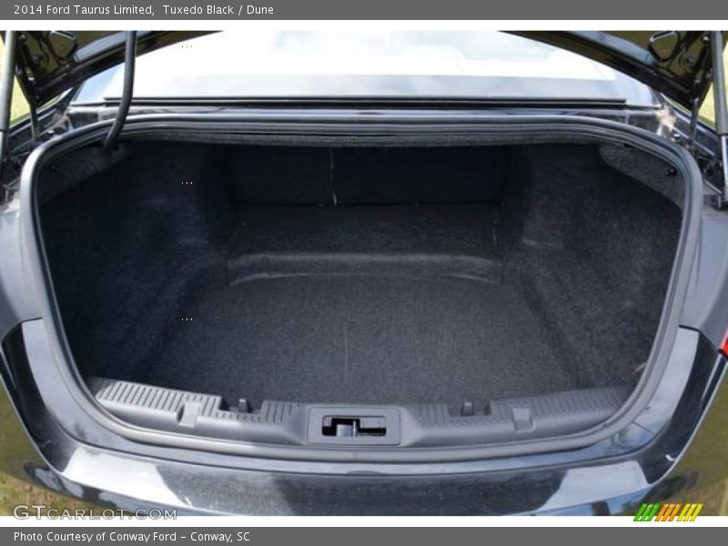 Tuxedo Black / Dune 2014 Ford Taurus Limited