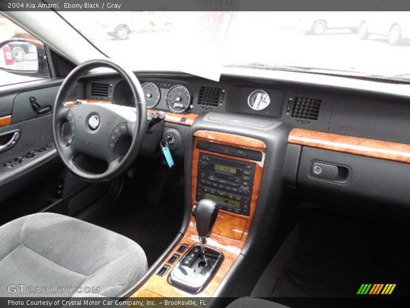 Ebony Black / Gray 2004 Kia Amanti