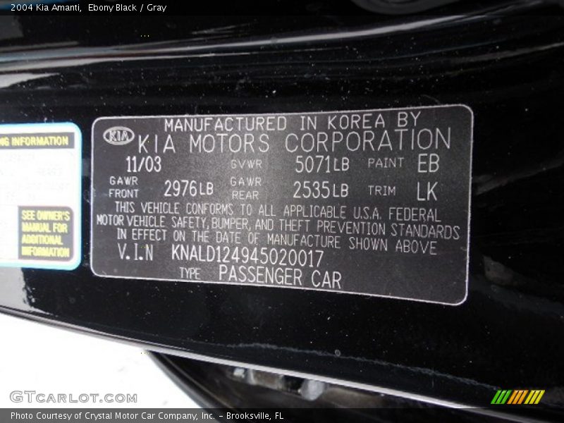 Ebony Black / Gray 2004 Kia Amanti