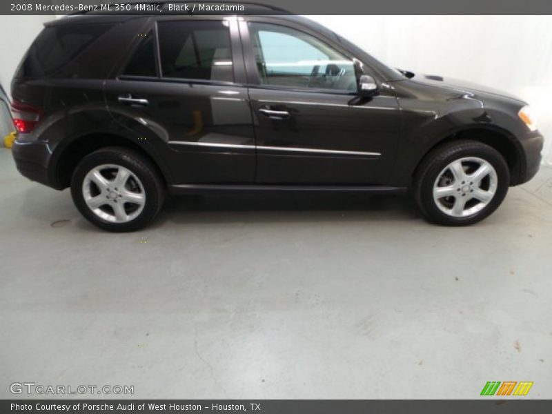Black / Macadamia 2008 Mercedes-Benz ML 350 4Matic