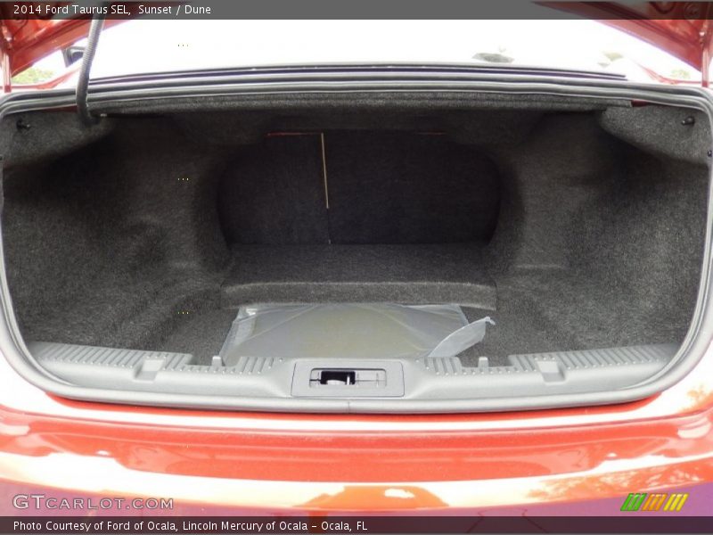  2014 Taurus SEL Trunk