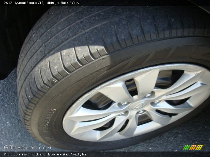 Midnight Black / Gray 2012 Hyundai Sonata GLS
