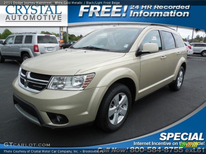 White Gold Metallic / Black/Light Frost Beige 2011 Dodge Journey Mainstreet