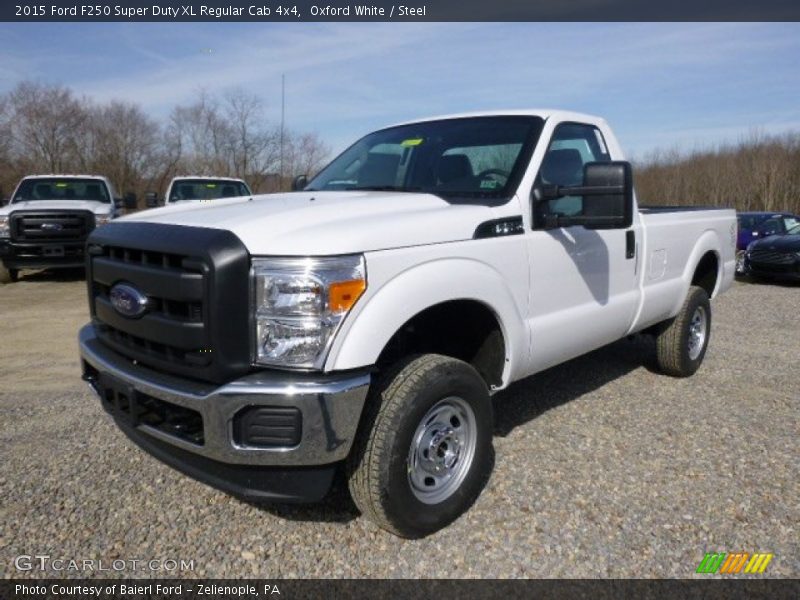 Front 3/4 View of 2015 F250 Super Duty XL Regular Cab 4x4