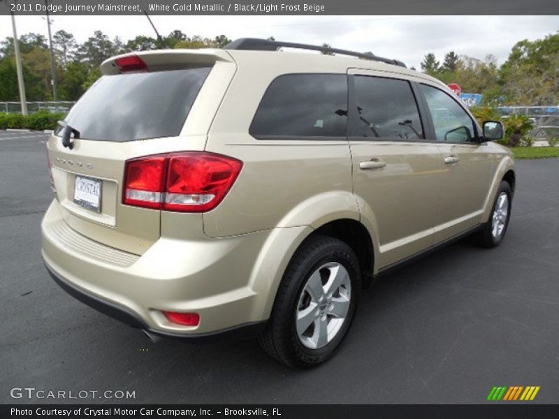 White Gold Metallic / Black/Light Frost Beige 2011 Dodge Journey Mainstreet