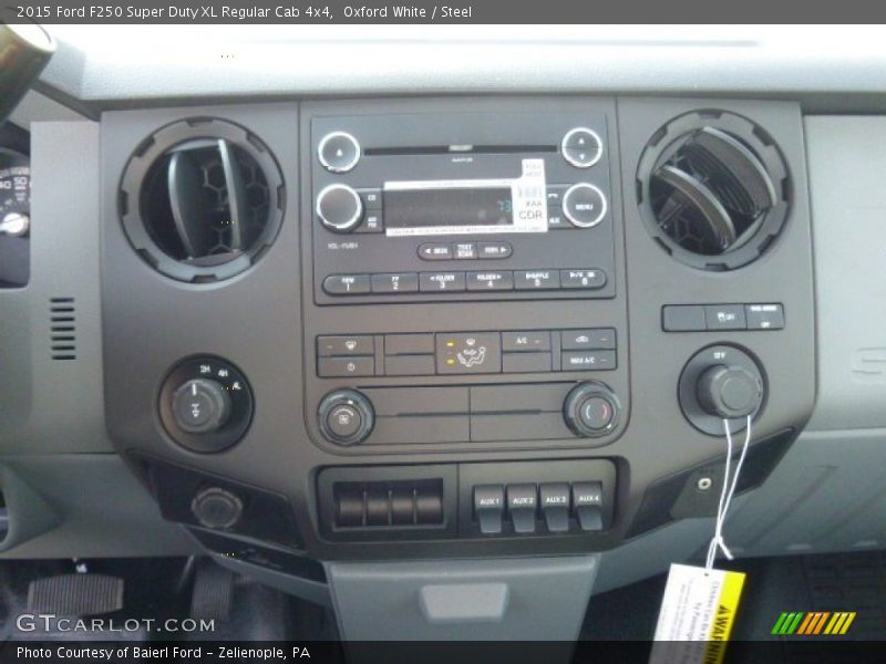 Controls of 2015 F250 Super Duty XL Regular Cab 4x4