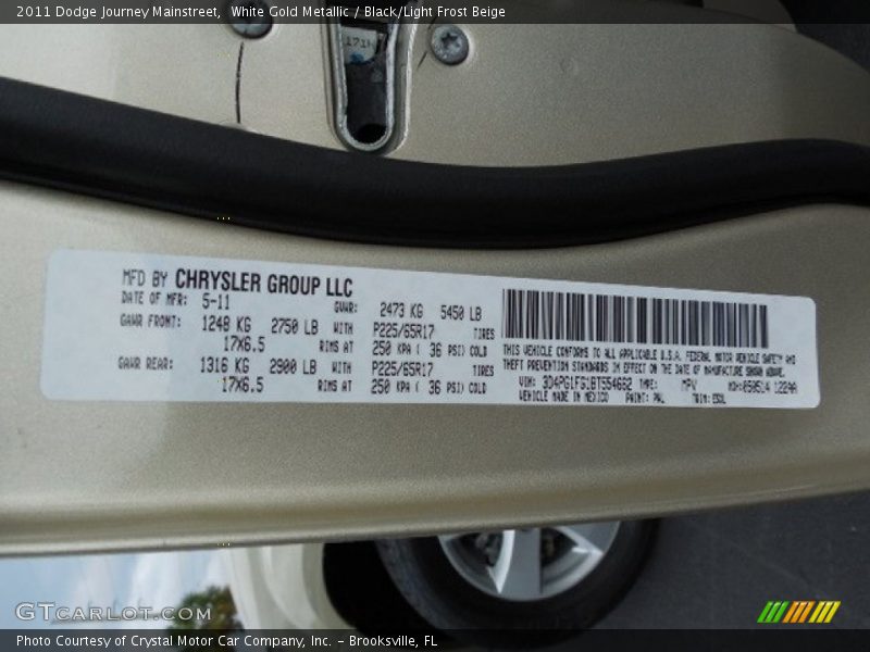 White Gold Metallic / Black/Light Frost Beige 2011 Dodge Journey Mainstreet