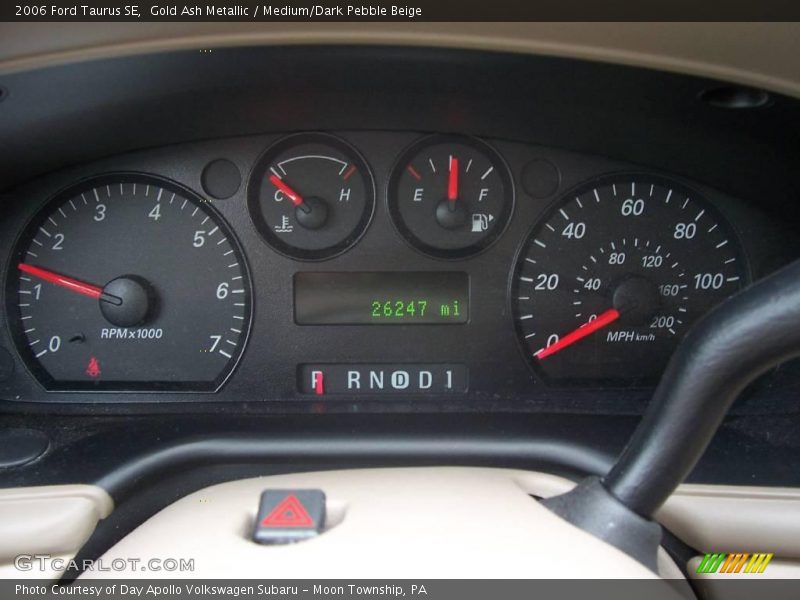 Gold Ash Metallic / Medium/Dark Pebble Beige 2006 Ford Taurus SE