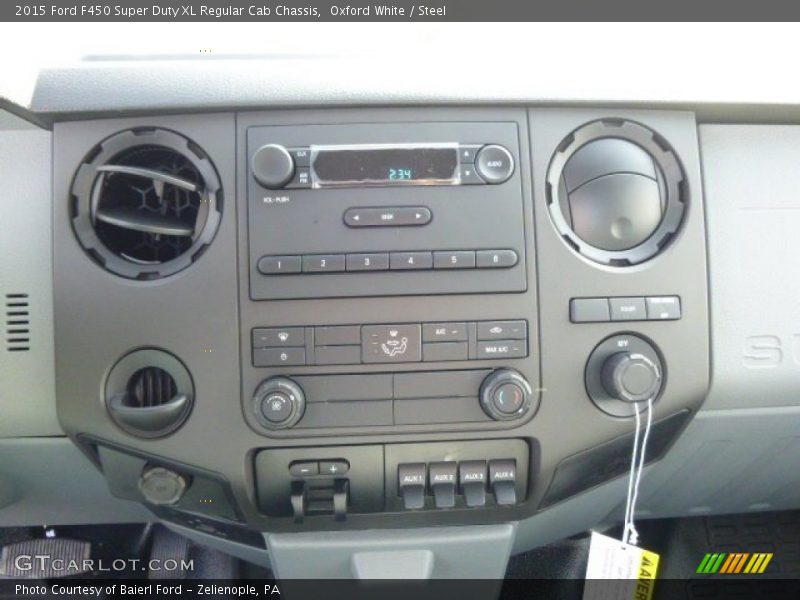 Oxford White / Steel 2015 Ford F450 Super Duty XL Regular Cab Chassis