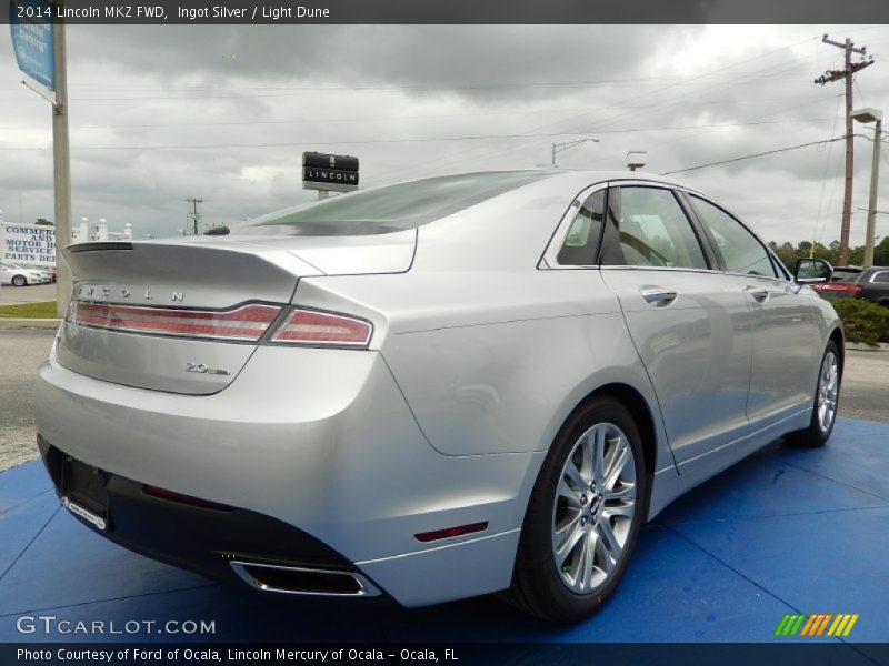 Ingot Silver / Light Dune 2014 Lincoln MKZ FWD