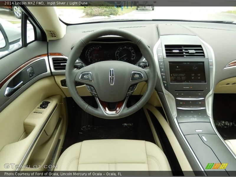 Ingot Silver / Light Dune 2014 Lincoln MKZ FWD