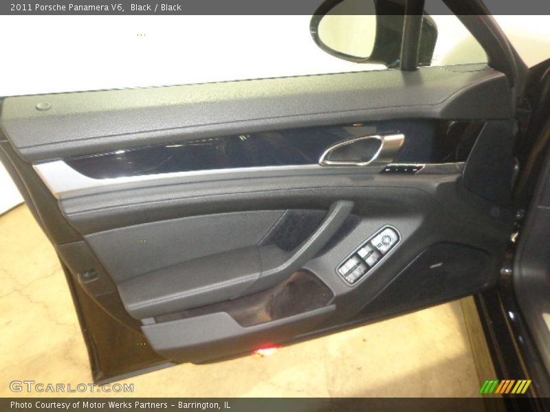 Black / Black 2011 Porsche Panamera V6