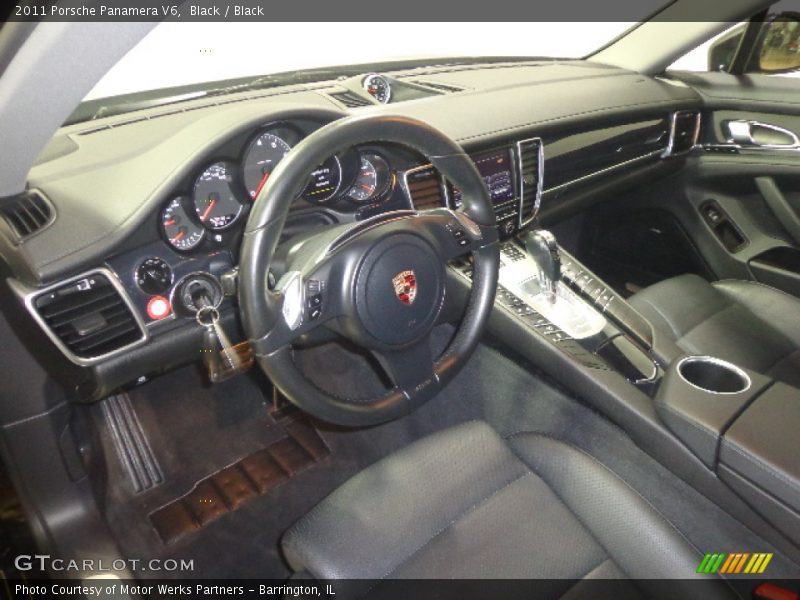 Black / Black 2011 Porsche Panamera V6