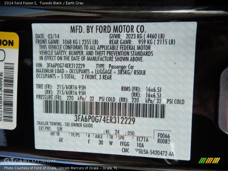 Tuxedo Black / Earth Gray 2014 Ford Fusion S