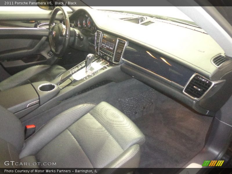 Black / Black 2011 Porsche Panamera V6