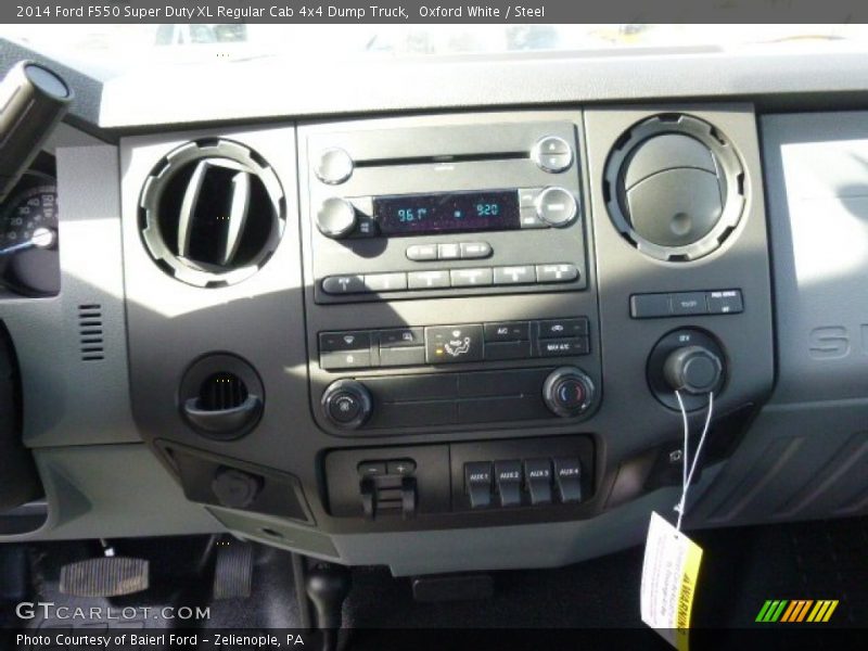 Oxford White / Steel 2014 Ford F550 Super Duty XL Regular Cab 4x4 Dump Truck