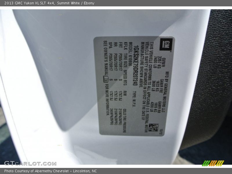 Summit White / Ebony 2013 GMC Yukon XL SLT 4x4