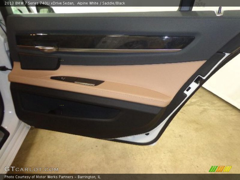 Alpine White / Saddle/Black 2013 BMW 7 Series 740Li xDrive Sedan