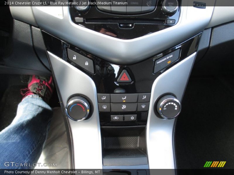 Blue Ray Metallic / Jet Black/Medium Titanium 2014 Chevrolet Cruze LS
