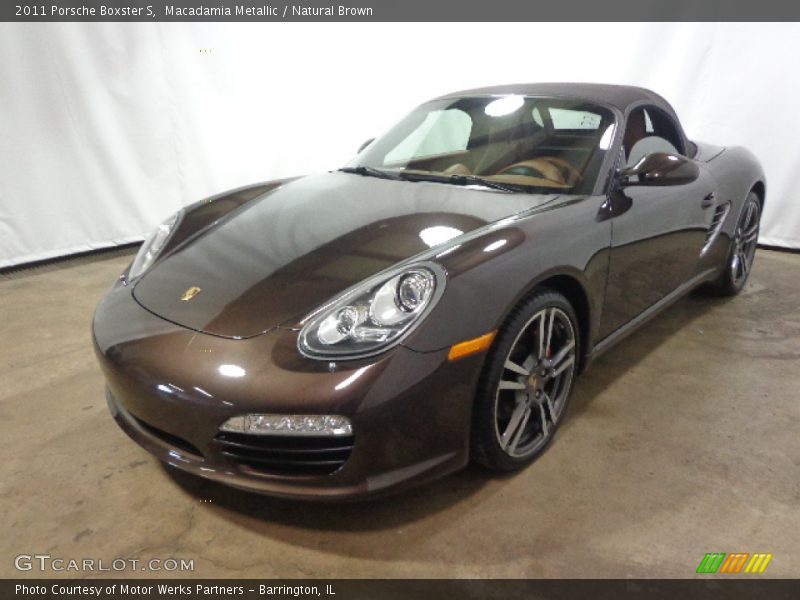 Macadamia Metallic / Natural Brown 2011 Porsche Boxster S