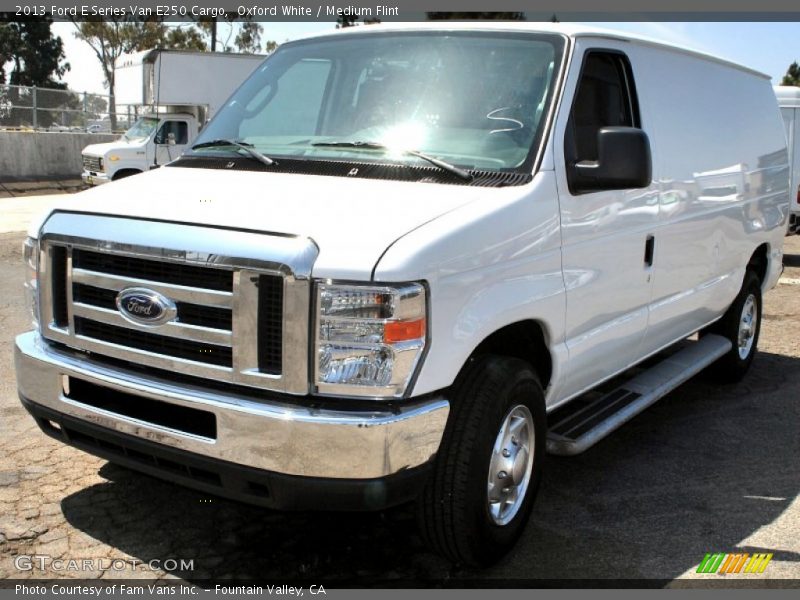 Oxford White / Medium Flint 2013 Ford E Series Van E250 Cargo