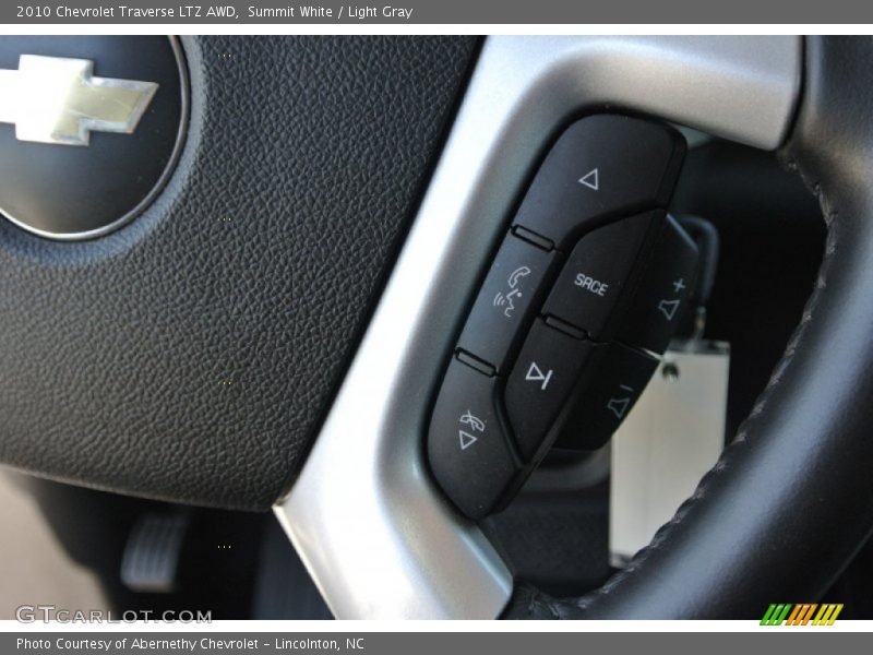 Summit White / Light Gray 2010 Chevrolet Traverse LTZ AWD